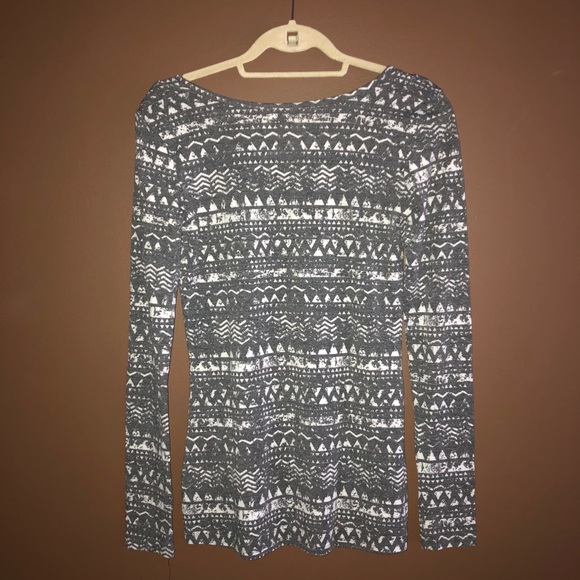 Kirra Long Sleeve Shirt - Picture 2 of 4